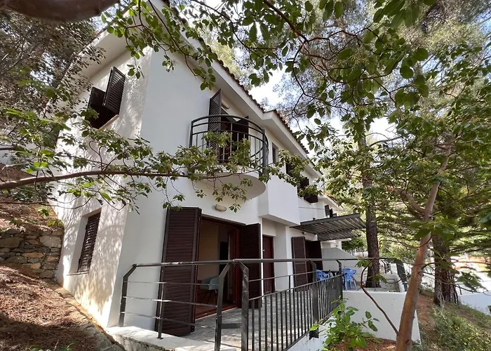 Poed Residences 3* Platres