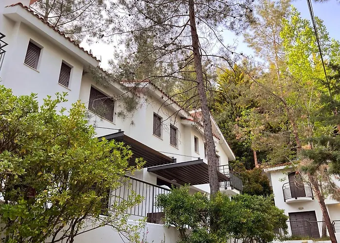 Poed Residences 3* Platres