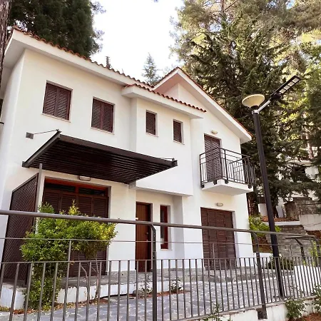 アパートホテル Poed Residences 3*