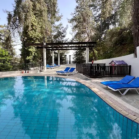 Aparthotel Poed Residences Platres