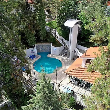Poed Residences Platres