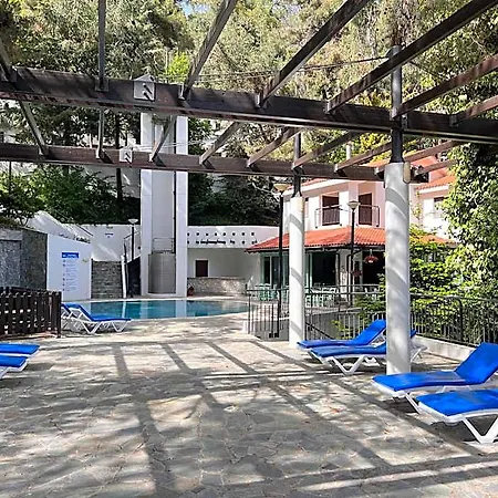 Poed Residences 3* Platres