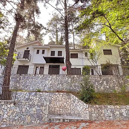 Poed Residences Апарт-отель 3*