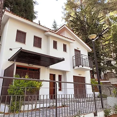 Poed Residences Lejlighedshotel Platres