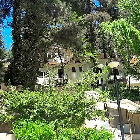 Апарт-отель Poed Residences
