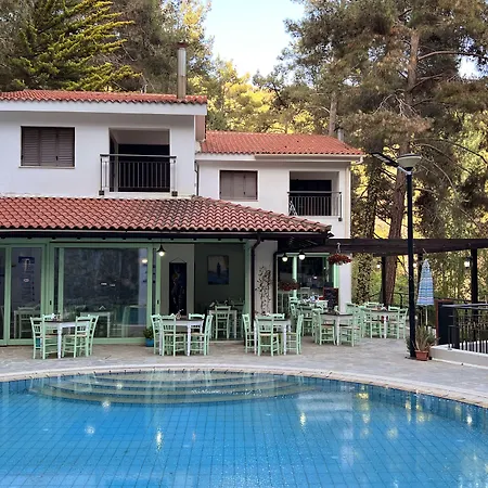 Poed Residences Plátresz